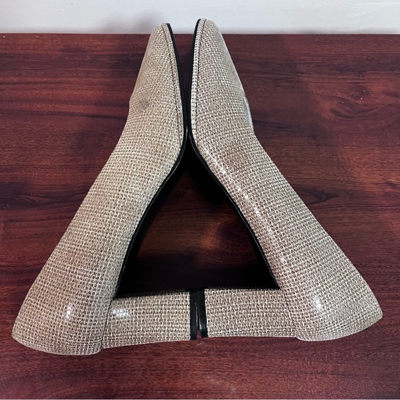 Stuart Weizmann Razmary pumps size 7 - Picture 8 of 16